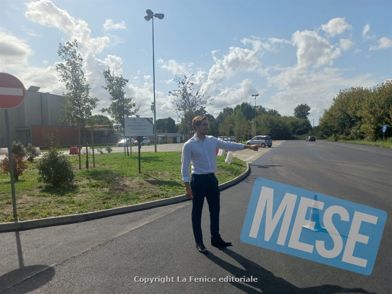 SI COMPLETANO ENTRO IL FINE SETTIMANA I LAVORI DI ASFALTATURA  DI VIA GUIDO ROSSA A CAPANNORI